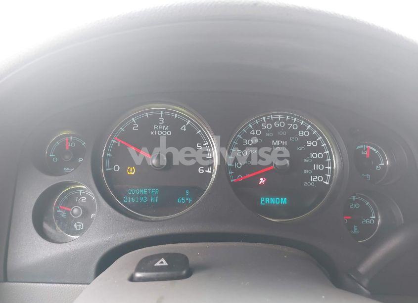 Photo 7 of 2013 Chevrolet Tahoe LT (VIN 1GNSCBE02DR309790)