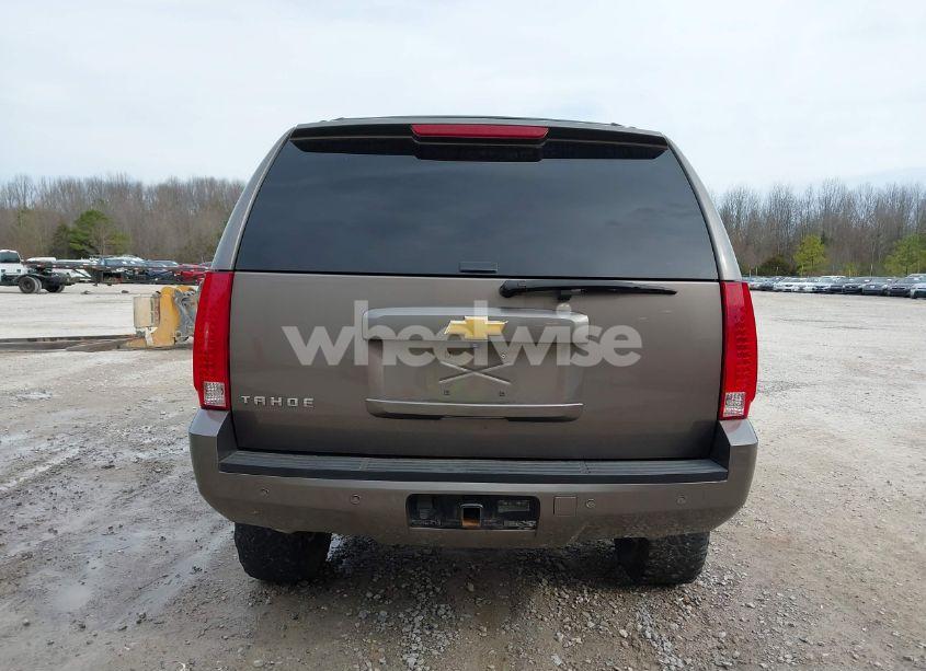 Photo 16 of 2013 Chevrolet Tahoe LT (VIN 1GNSCBE02DR379659)
