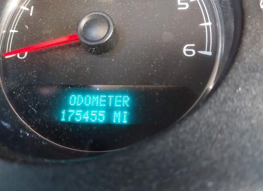 Photo 15 of 2014 Chevrolet Tahoe LT (VIN 1GNSCBE02ER215152)