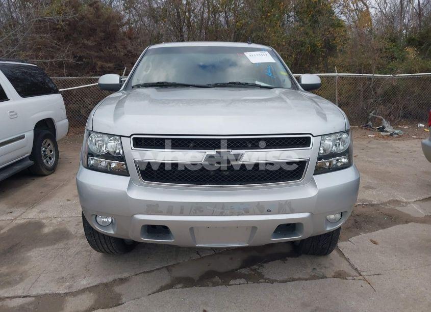 Photo 12 of 2011 Chevrolet Tahoe LT (VIN 1GNSCBE03BR193996)