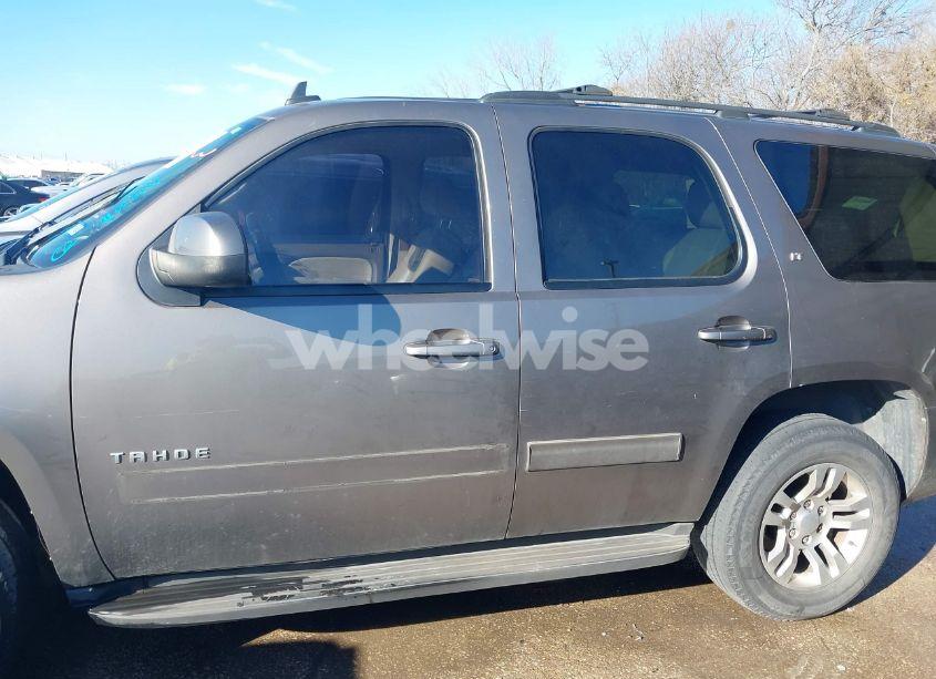 Photo 14 of 2011 Chevrolet Tahoe LT (VIN 1GNSCBE03BR390084)