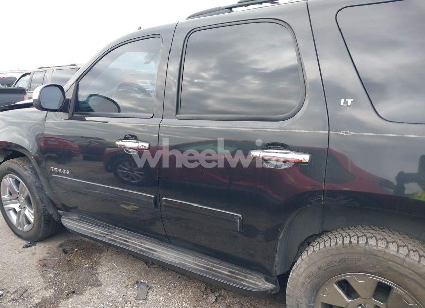 Photo 14 of 2012 Chevrolet Tahoe LT (VIN 1GNSCBE03CR141009)