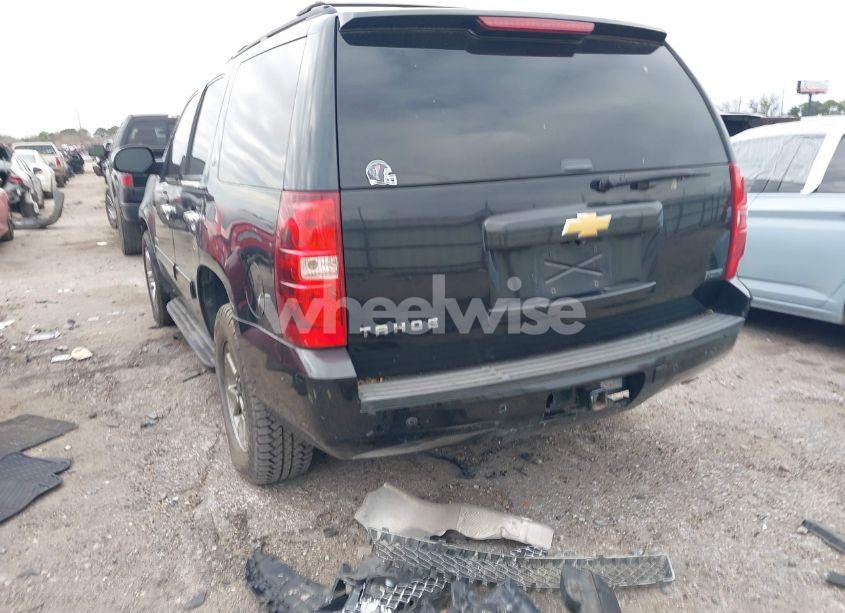 Photo 3 of 2012 Chevrolet Tahoe LT (VIN 1GNSCBE03CR141009)