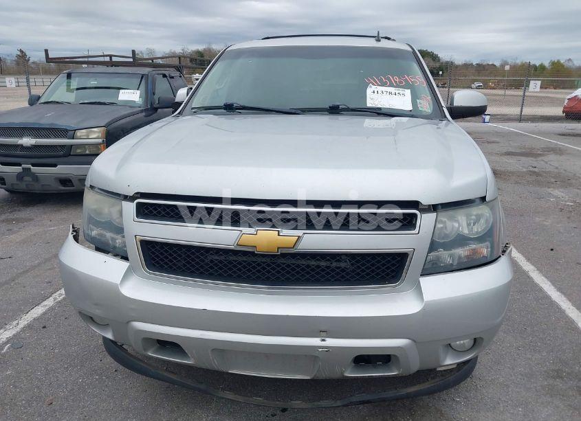 Photo 6 of 2012 Chevrolet Tahoe LT (VIN 1GNSCBE03CR250361)