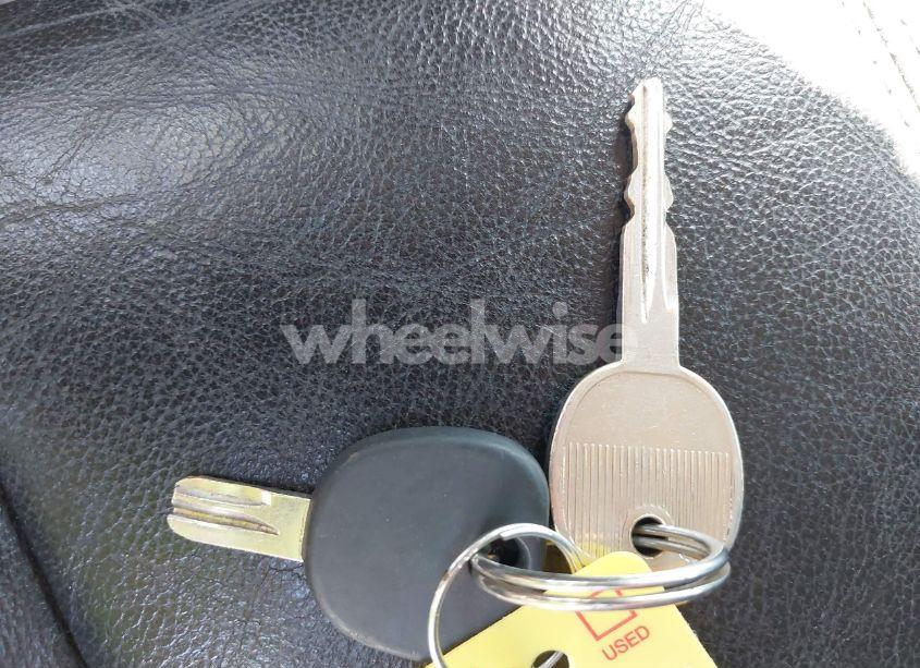 Photo 11 of 2013 Chevrolet Tahoe LT (VIN 1GNSCBE03DR144994)