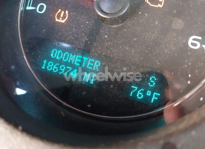 Photo 15 of 2013 Chevrolet Tahoe LT (VIN 1GNSCBE03DR144994)