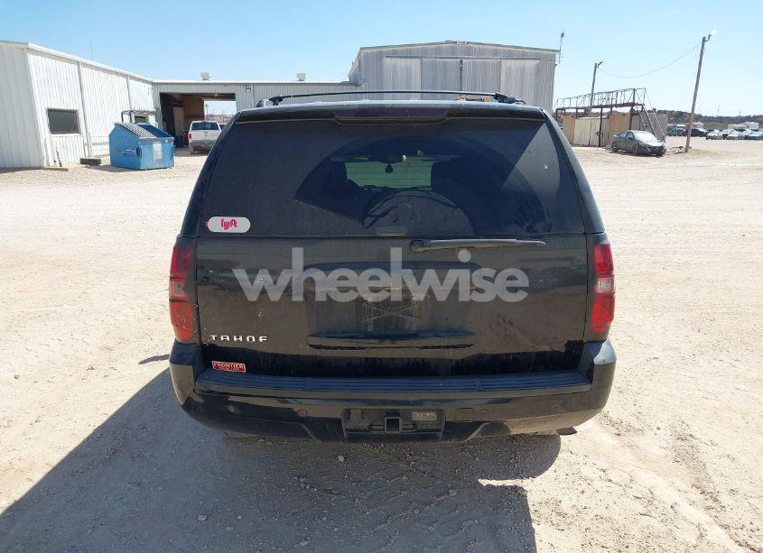 Photo 16 of 2013 Chevrolet Tahoe LT (VIN 1GNSCBE03DR144994)