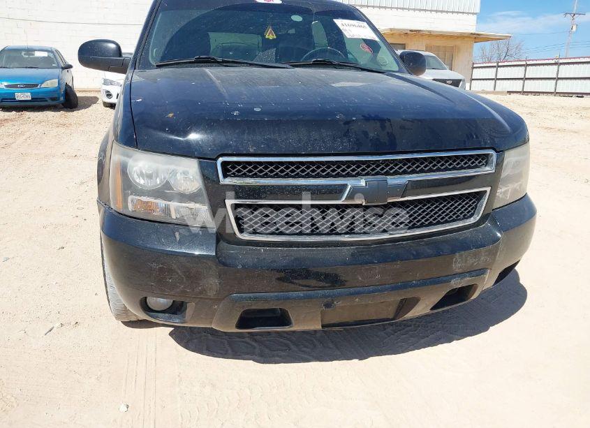 Photo 6 of 2013 Chevrolet Tahoe LT (VIN 1GNSCBE03DR144994)