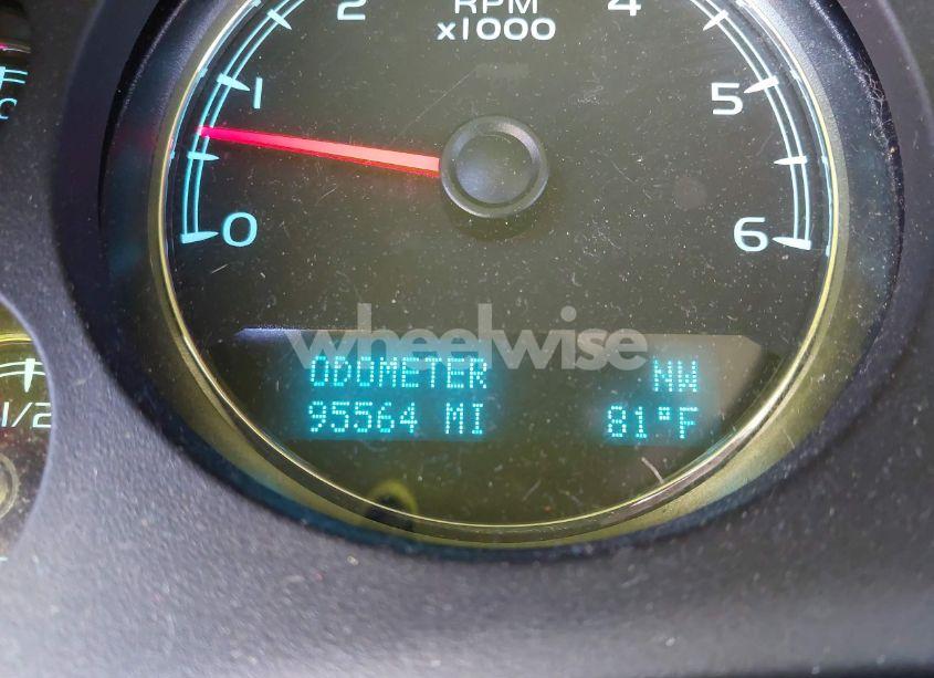 Photo 15 of 2013 Chevrolet Tahoe LT (VIN 1GNSCBE03DR235859)