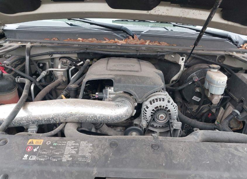 Photo 10 of 2013 Chevrolet Tahoe LT (VIN 1GNSCBE03DR352891)