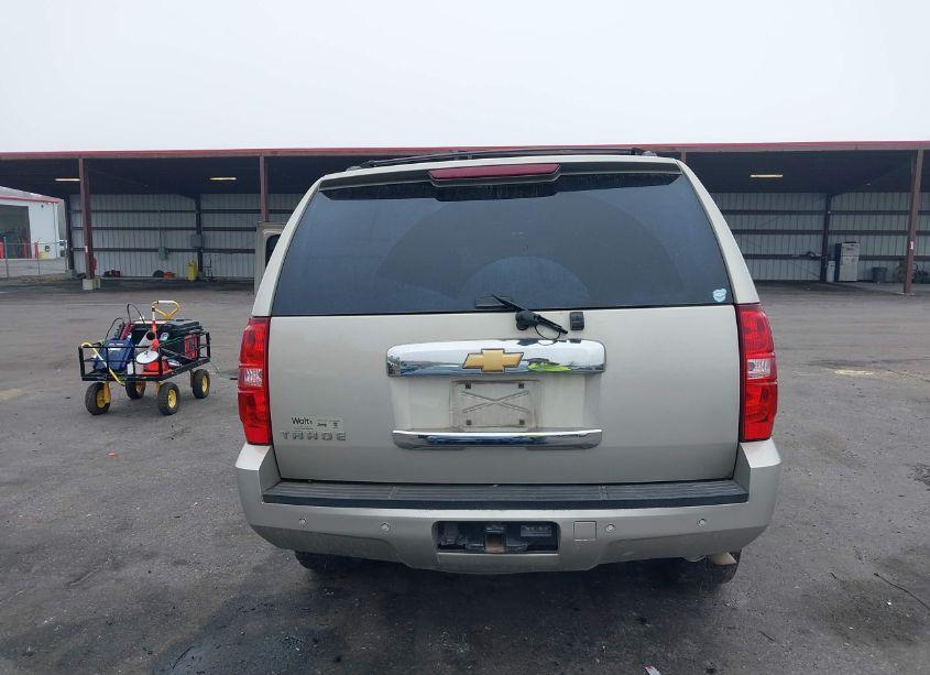 Photo 16 of 2013 Chevrolet Tahoe LT (VIN 1GNSCBE03DR352891)