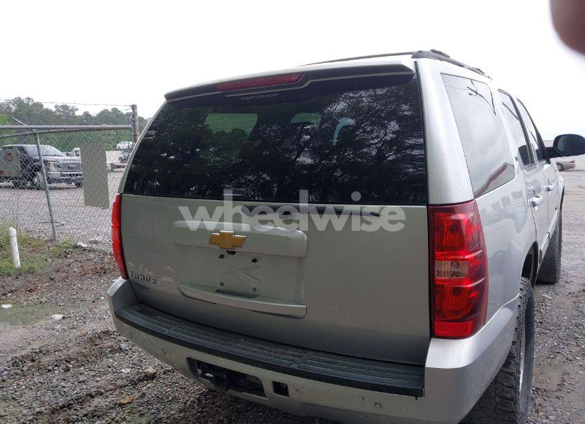 Photo 16 of 2014 Chevrolet Tahoe LT (VIN 1GNSCBE03ER185739)