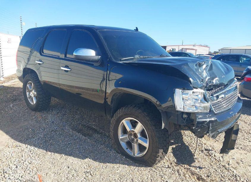 2011 Chevrolet Tahoe LT (VIN 1GNSCBE04BR183431) main photo