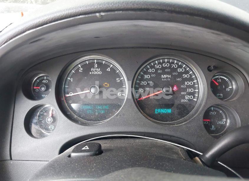 Photo 7 of 2011 Chevrolet Tahoe LT (VIN 1GNSCBE04BR319167)