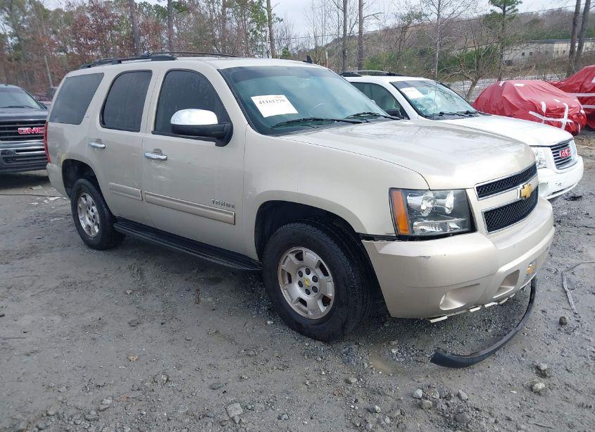 2012 Chevrolet Tahoe LT (VIN 1GNSCBE04CR108231) main photo