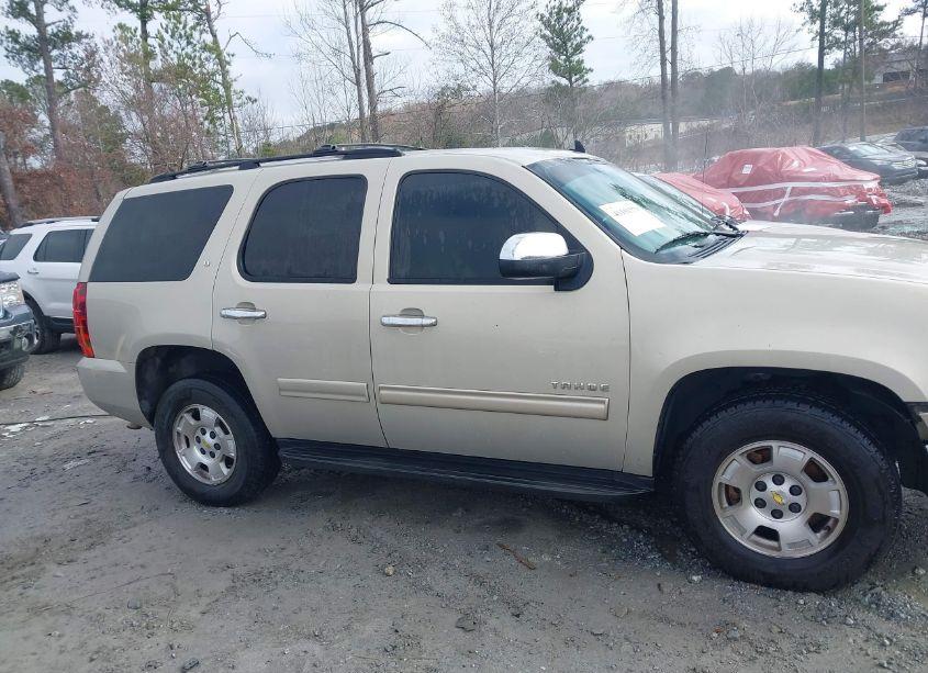 Photo 13 of 2012 Chevrolet Tahoe LT (VIN 1GNSCBE04CR108231)
