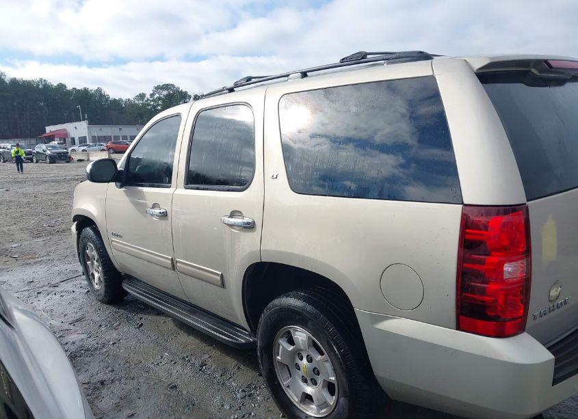 Photo 14 of 2012 Chevrolet Tahoe LT (VIN 1GNSCBE04CR108231)
