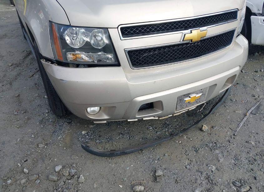 Photo 6 of 2012 Chevrolet Tahoe LT (VIN 1GNSCBE04CR108231)