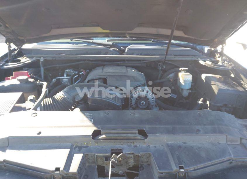 Photo 10 of 2012 Chevrolet Tahoe LT (VIN 1GNSCBE04CR318053)