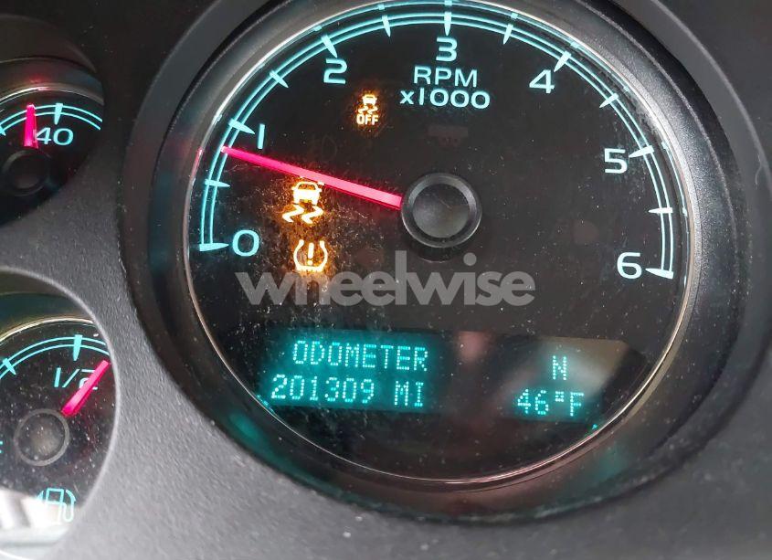 Photo 15 of 2012 Chevrolet Tahoe LT (VIN 1GNSCBE04CR318053)