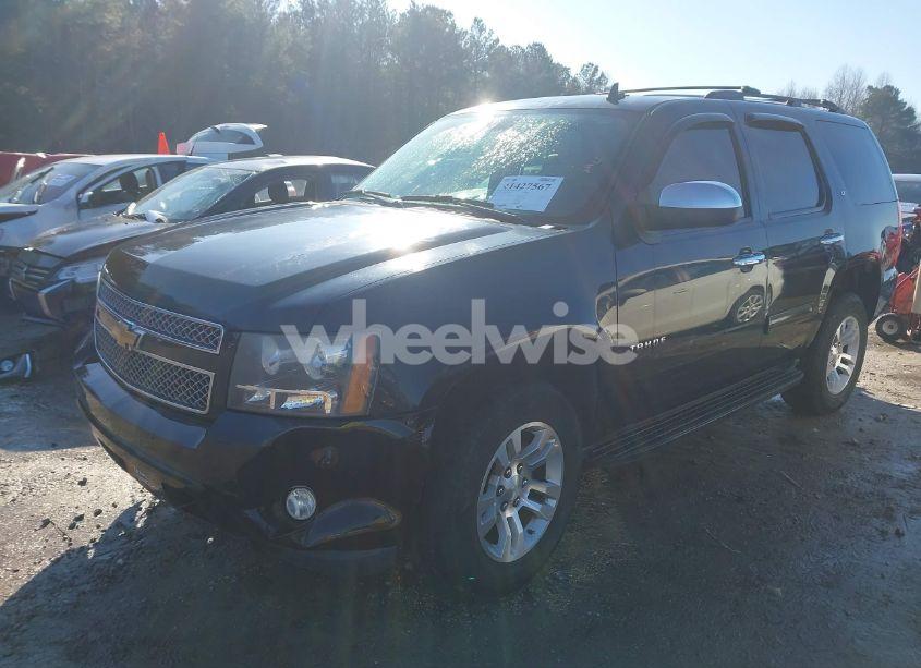 Photo 2 of 2012 Chevrolet Tahoe LT (VIN 1GNSCBE04CR318053)