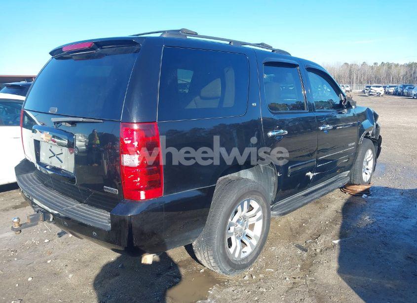 Photo 4 of 2012 Chevrolet Tahoe LT (VIN 1GNSCBE04CR318053)