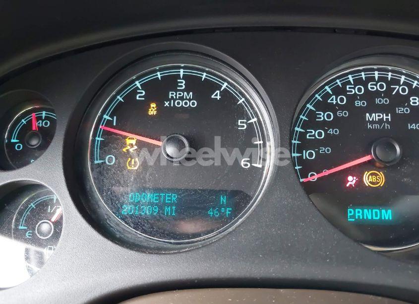 Photo 7 of 2012 Chevrolet Tahoe LT (VIN 1GNSCBE04CR318053)