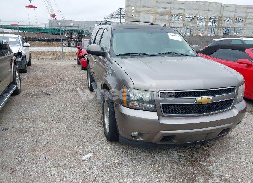 2013 Chevrolet Tahoe LT (VIN 1GNSCBE04DR163442) main photo