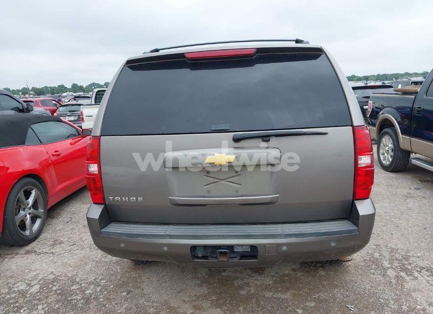 Photo 16 of 2013 Chevrolet Tahoe LT (VIN 1GNSCBE04DR163442)