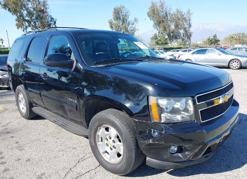 2013 Chevrolet Tahoe LT (VIN 1GNSCBE04DR255313) main photo