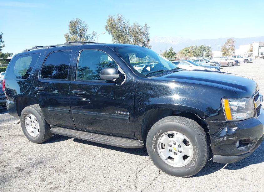 Photo 6 of 2013 Chevrolet Tahoe LT (VIN 1GNSCBE04DR255313)