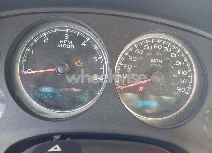 Photo 7 of 2013 Chevrolet Tahoe LT (VIN 1GNSCBE04DR270555)