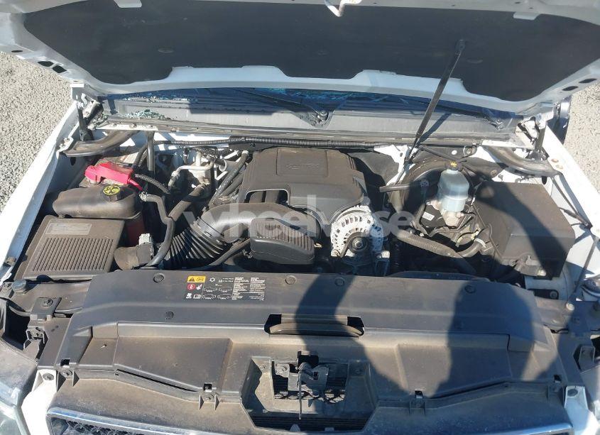 Photo 10 of 2014 Chevrolet Tahoe LT (VIN 1GNSCBE04ER229733)