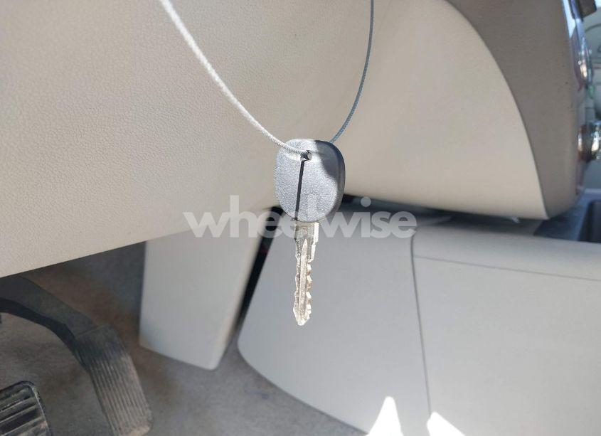 Photo 11 of 2011 Chevrolet Tahoe LT (VIN 1GNSCBE05BR190310)