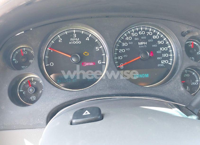 Photo 15 of 2011 Chevrolet Tahoe LT (VIN 1GNSCBE05BR190310)