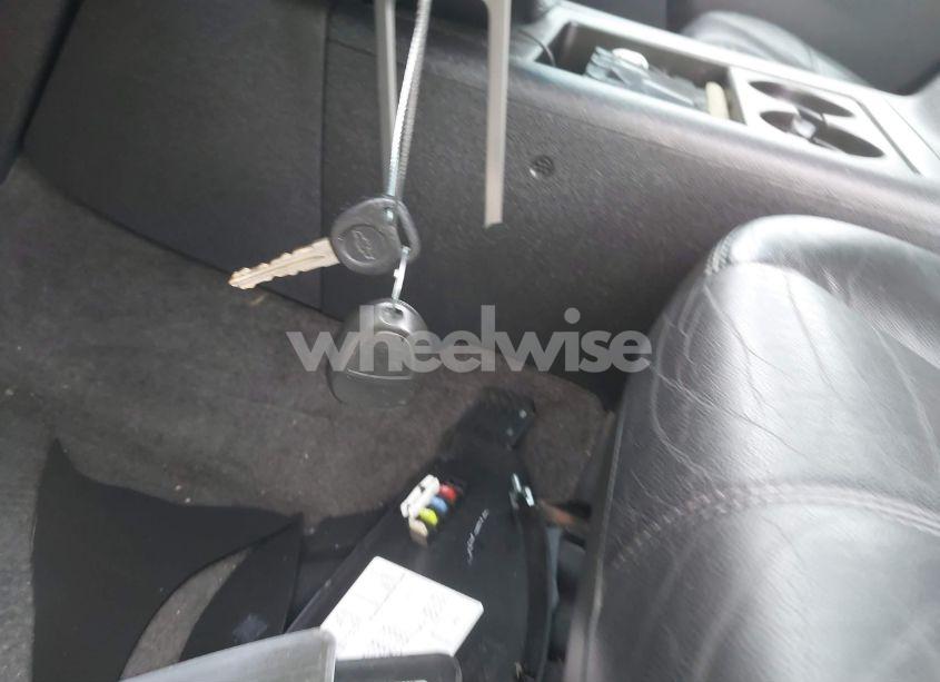 Photo 11 of 2011 Chevrolet Tahoe LT (VIN 1GNSCBE05BR376638)