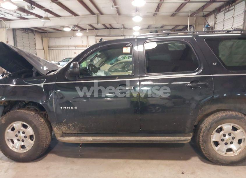 Photo 13 of 2012 Chevrolet Tahoe LT (VIN 1GNSCBE05CR239474)