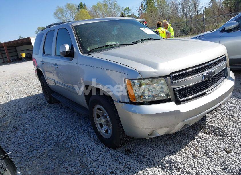 2011 Chevrolet Tahoe LT (VIN 1GNSCBE06BR190039) main photo