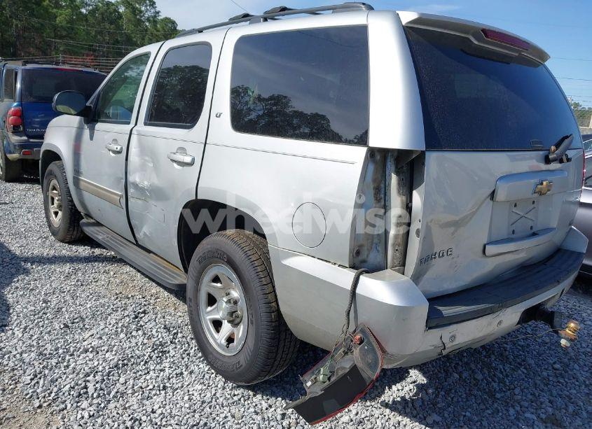 Photo 3 of 2011 Chevrolet Tahoe LT (VIN 1GNSCBE06BR190039)