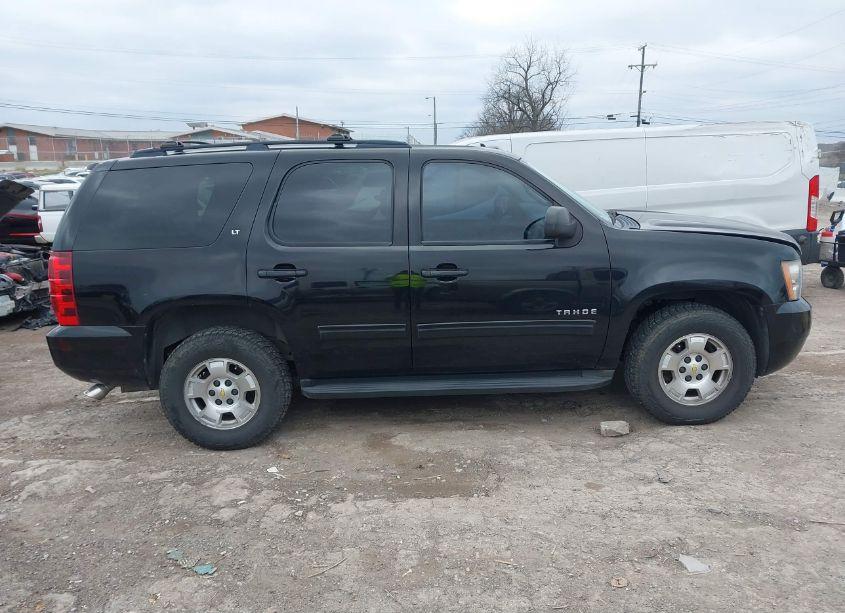 Photo 13 of 2012 Chevrolet Tahoe LT (VIN 1GNSCBE06CR160539)