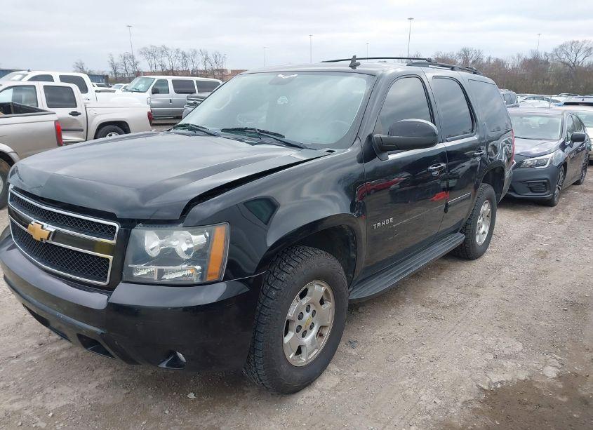Photo 2 of 2012 Chevrolet Tahoe LT (VIN 1GNSCBE06CR160539)