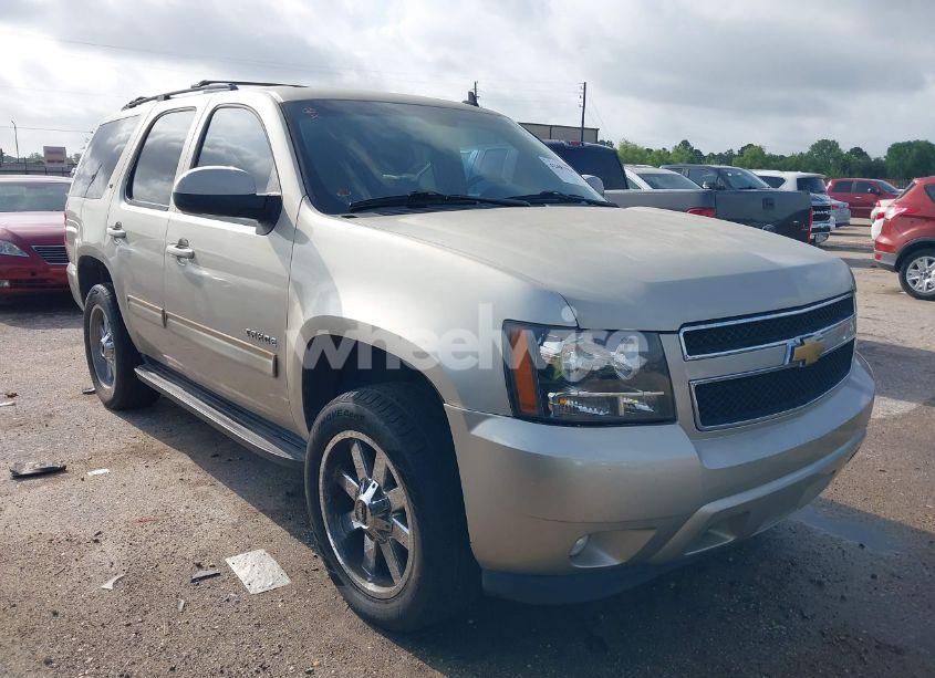 2013 Chevrolet Tahoe LT (VIN 1GNSCBE06DR169078) main photo