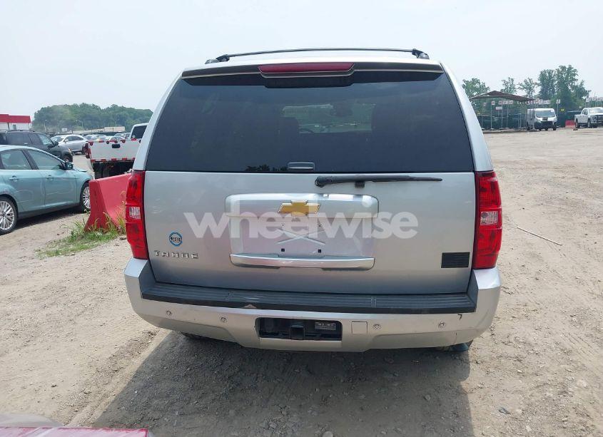 Photo 17 of 2013 Chevrolet Tahoe LT (VIN 1GNSCBE06DR320906)