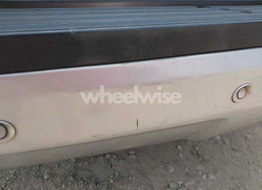 Photo 20 of 2013 Chevrolet Tahoe LT (VIN 1GNSCBE06DR320906)