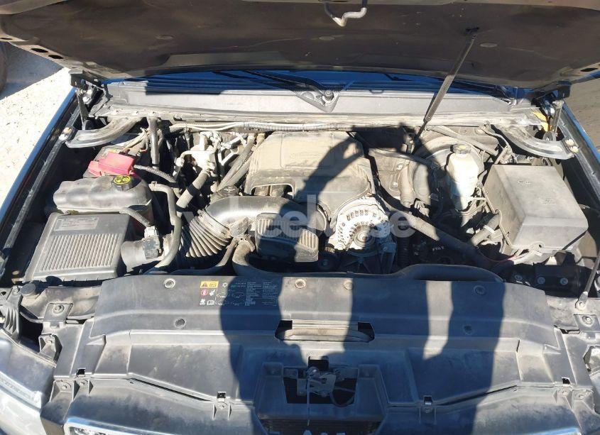 Photo 10 of 2013 Chevrolet Tahoe LT (VIN 1GNSCBE06DR360967)