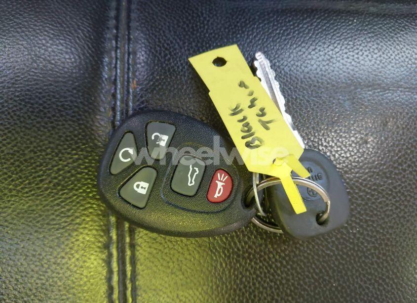 Photo 11 of 2013 Chevrolet Tahoe LT (VIN 1GNSCBE06DR360967)