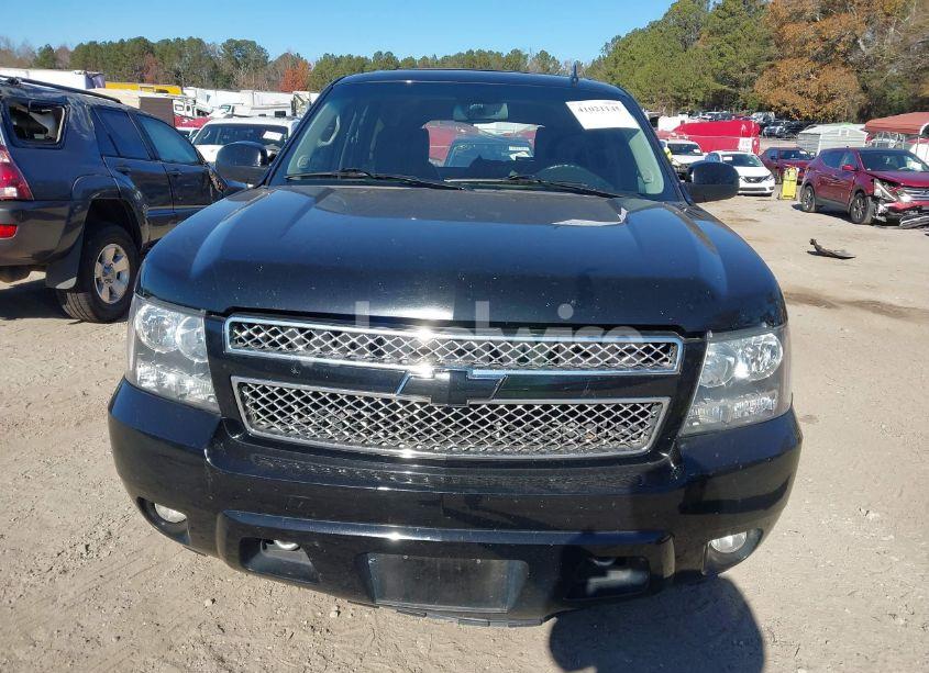 Photo 12 of 2013 Chevrolet Tahoe LT (VIN 1GNSCBE06DR360967)