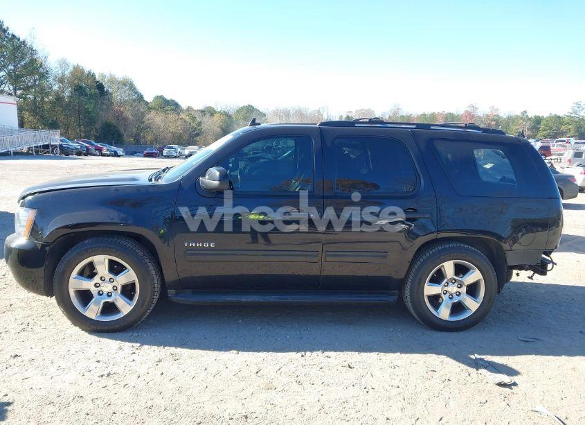 Photo 14 of 2013 Chevrolet Tahoe LT (VIN 1GNSCBE06DR360967)