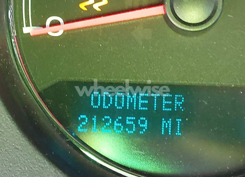 Photo 15 of 2013 Chevrolet Tahoe LT (VIN 1GNSCBE06DR360967)