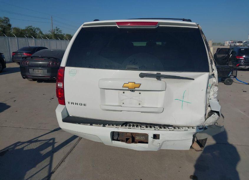 Photo 16 of 2014 Chevrolet Tahoe LT (VIN 1GNSCBE06ER192037)